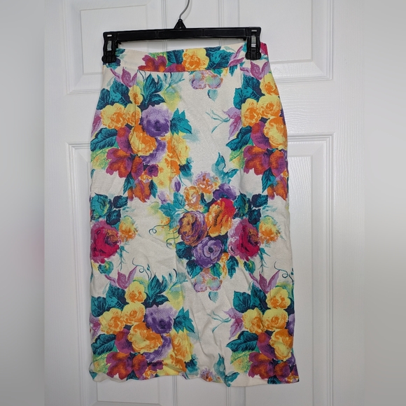 Vintage 1970s Floral Skirt St Michael Estimate Size 2